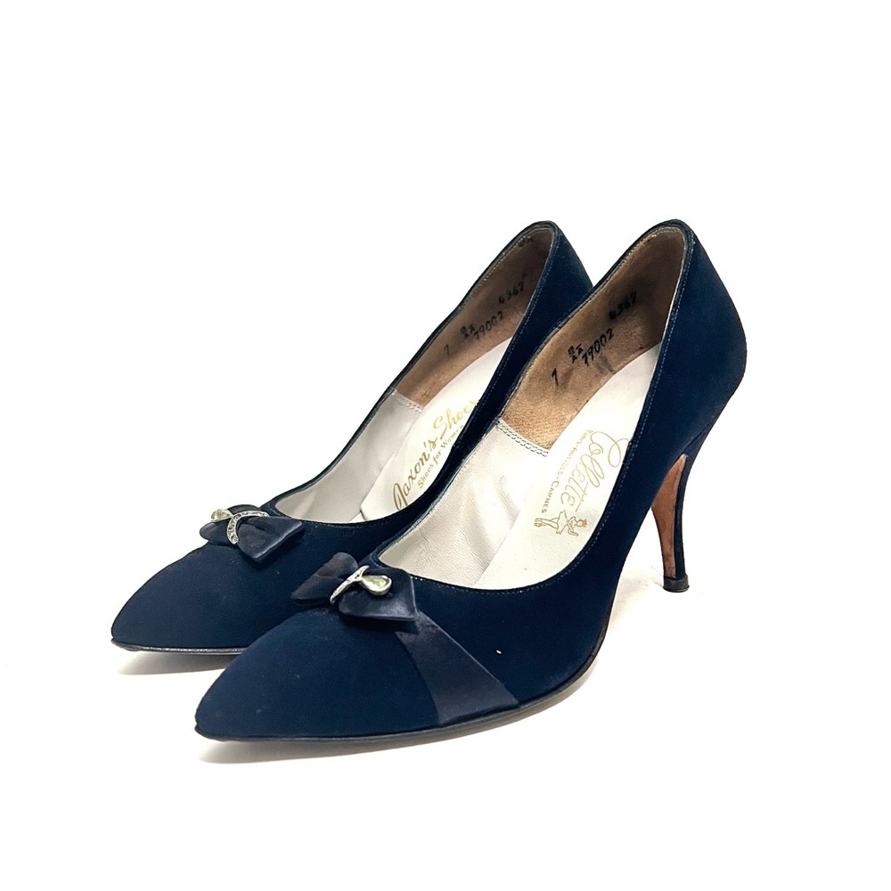 Vintage 1960s navy blue suede rhinestone ribbon bow pumps